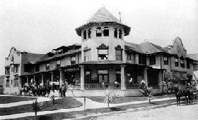 Hollywood Hotel