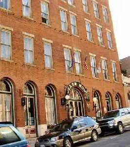 CentralCityTellerHouse-Weiser-08-03.jpg (275x306 -- 30470 bytes)