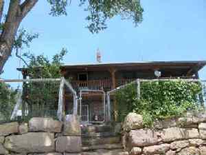 Mutz Farmhouse, Kathy Weiser, July 2003