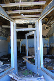 Cairo Business stands wide open