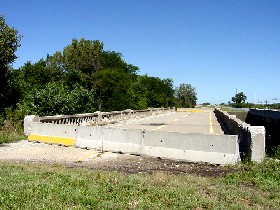 Old Route 66 bridge south of Pontiac, Illinois