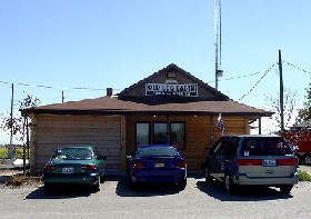 Old Log Cabin Cafe in Pontiac, Illinois