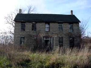 AtchisonOldHouse-Weiser-11-03.jpg (270x199 -- 28361 bytes)