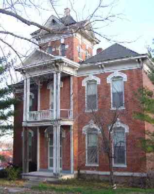 whitecloud-pouletmansion-11-03-weiser.jpg (194x246 -- 34686 bytes)