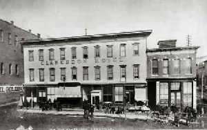 Leadville-ClarendonHotel-1881-DenverPublicLibrary.jpg (361x227 -- 10311 bytes)