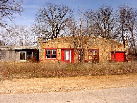 Abandoned garage in the Gascozark area of Missouri