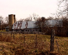 Old barn east of Marshfield, Missouri