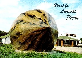 World's largest pecan in Brunswick, Missouri