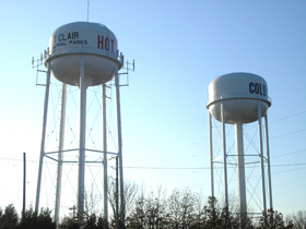 Hot and cold water towers in St. Clair, Missouri 