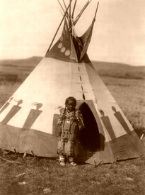 Blackfoot Piegan child's lodge, Edward S. Curtis, 1910