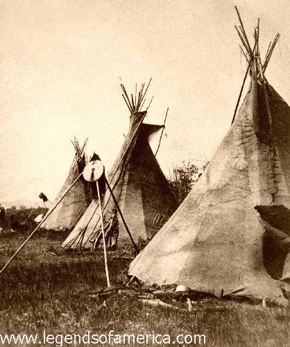 Nez Perce War. Nez Perce tipis in Montana,