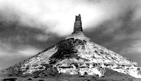 Chimney Rock in Nebraska