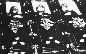 Tom McLaury, Frank McLaury and Billy Clanton dead