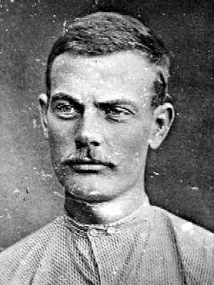 BobYounger.jpg (129x169 -- 15952 bytes)