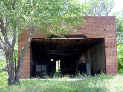 Old Garage at Alanreed, Texas
