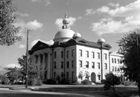 Fort Bend County Courthouse in the early 1900's