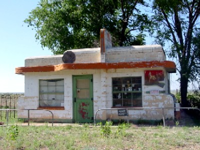 Valentine Diner in Glenrio, Texas