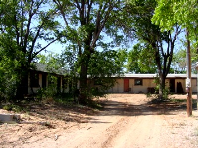 Motor Court in Glenrio, Texas