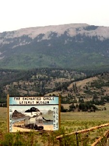 EagleNest-EnchantedCircleMuseum1.Weiser.07-03.jpg (222x296 -- 28885 bytes)