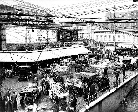 Pike Place Market in 1911