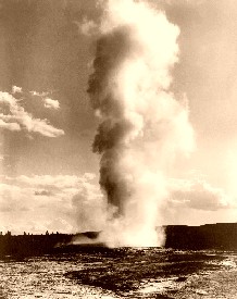 Old Faithful, Yellowstone, Wyoming