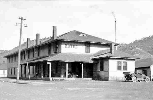 Dawson Hotel, 1920