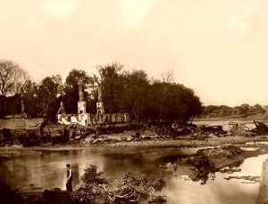 Ruins of a locomotive and railroad bridge across the Appomattox River in the Petersburg vicinity, 1865.