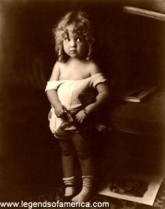 Little girl, W.B. Poynter, 1916