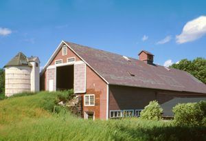 Shaker barn, Enfield, New Hampshire by Jack Boucher, 1978.