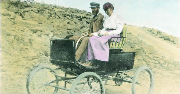 F.O. Stanley and wife Flora driving to the top of Mount Washington, New Hampshire on August 31, 1899.