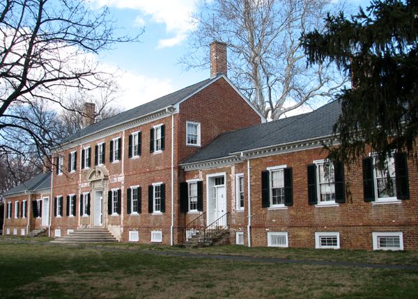 Chatham Manor courtesy Wikipedia.