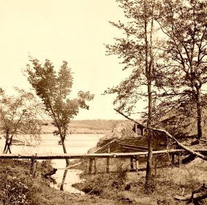 Drewry's Bluff, Virginia. View of Confederate Fort Darling and obstructions in James River
