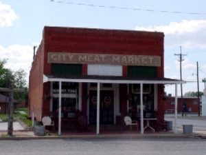 The Old City Meat Market before it became a popular stop on 66 as the Sandhill Curiosity Shop.