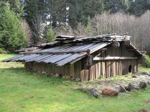 A Yurok winter dwelling. Shasta residencies were largely the same in design. Photo courtesy Wikipedia.