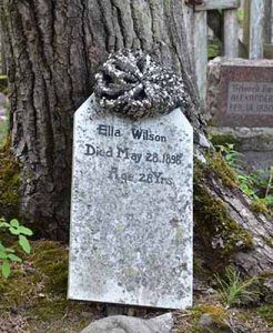 Ella Wilson Grave by T. Urbanski, National Park Service