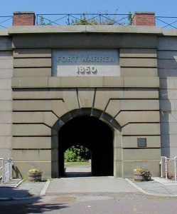 Fort Warren Sallyport by Jay Schmidt, Wikipedia