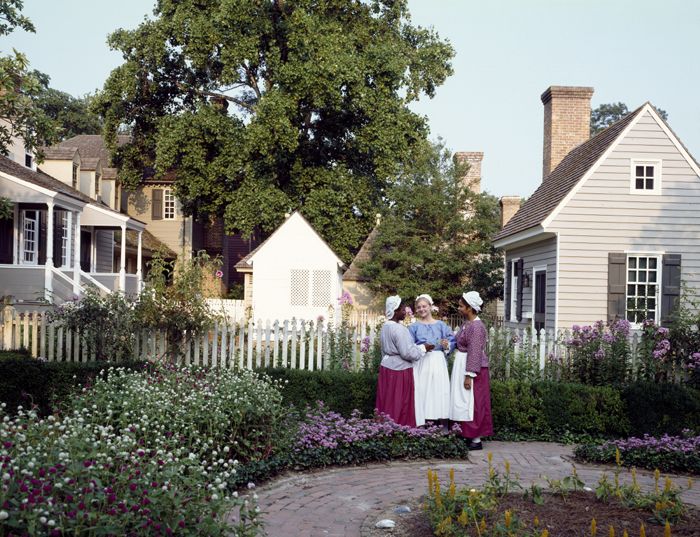 Colonial Williamsburg, Virginia Re-enactors by Carol Highsmith.