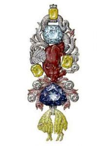 French King Louis XV had the blue diamond reworked into a ceremonial piece for Royal Order of the Golden Fleece