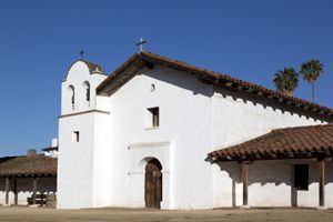 El Presidio Real de Santa Bárbara, California by Carol Highsmith.