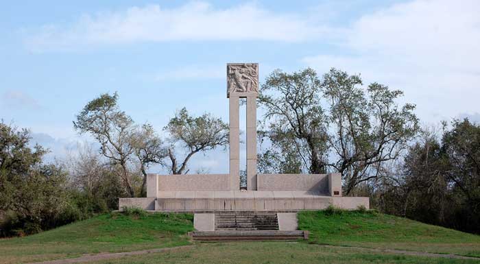 Fannin Memorial, Goliad Texas