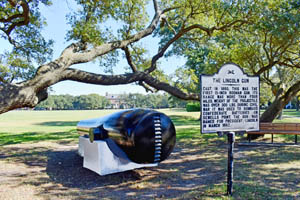Lincoln Gun at Fort Monroe, Virginia by Kathy Alexander.