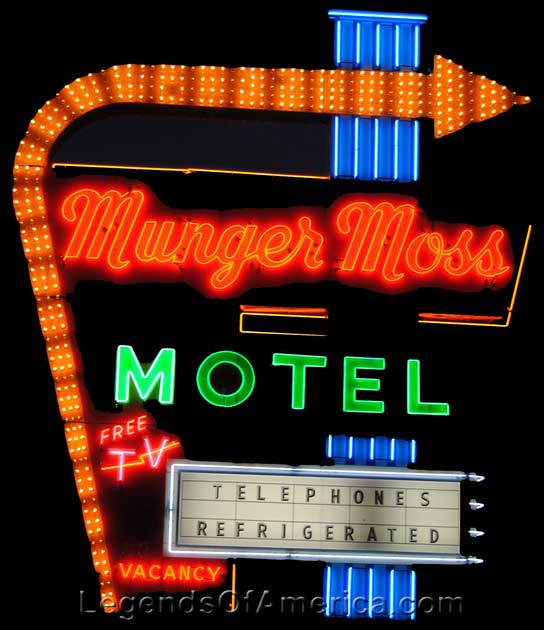 Munger Moss Hotel, Lebanon, Missouri