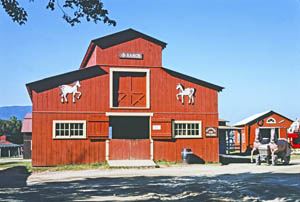 Barn at Six-Gun City in Jefferson, New Hampshire. Photo by John Margolies, 1996.