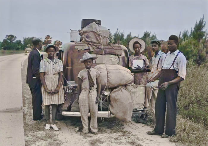 Florida migrants on their way to New Jersey by Jack Delano, 1940.